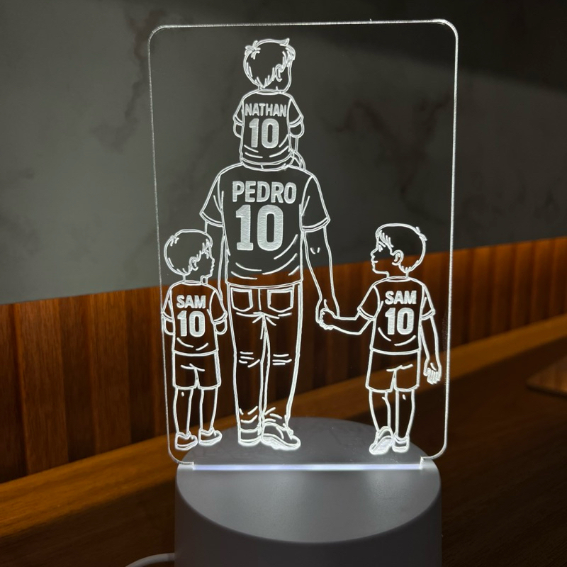 Luminária Pai com Três Filhos Personalizada • Base LED • Gra