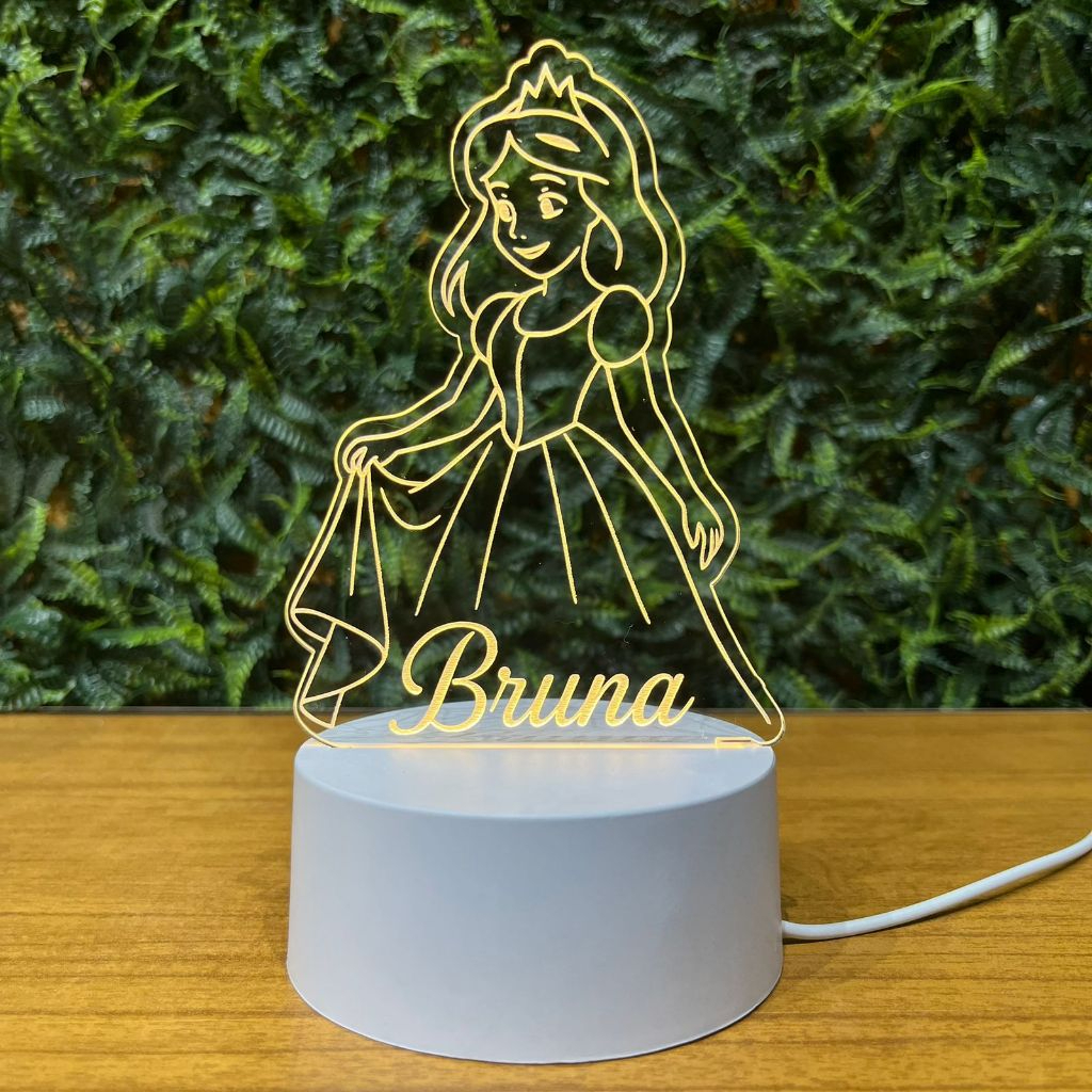 Luminária Princesa com Nome Personalizado – Presente Mágico 