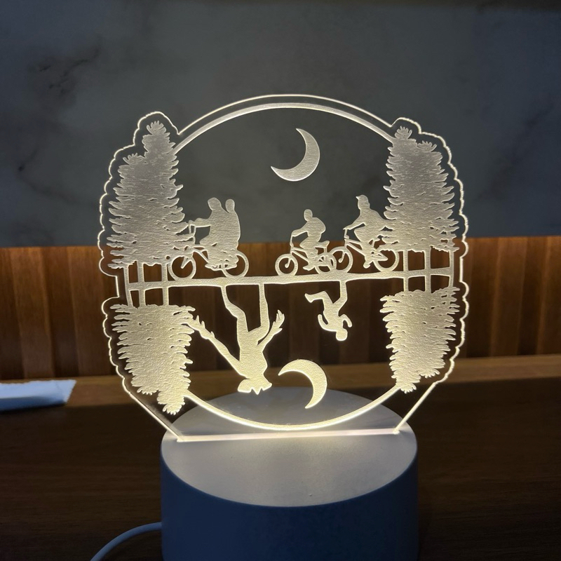 Luminária Stranger Things – Decoração Criativa com Efeito In